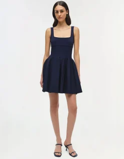 Ausgestelltes Mini Kleid