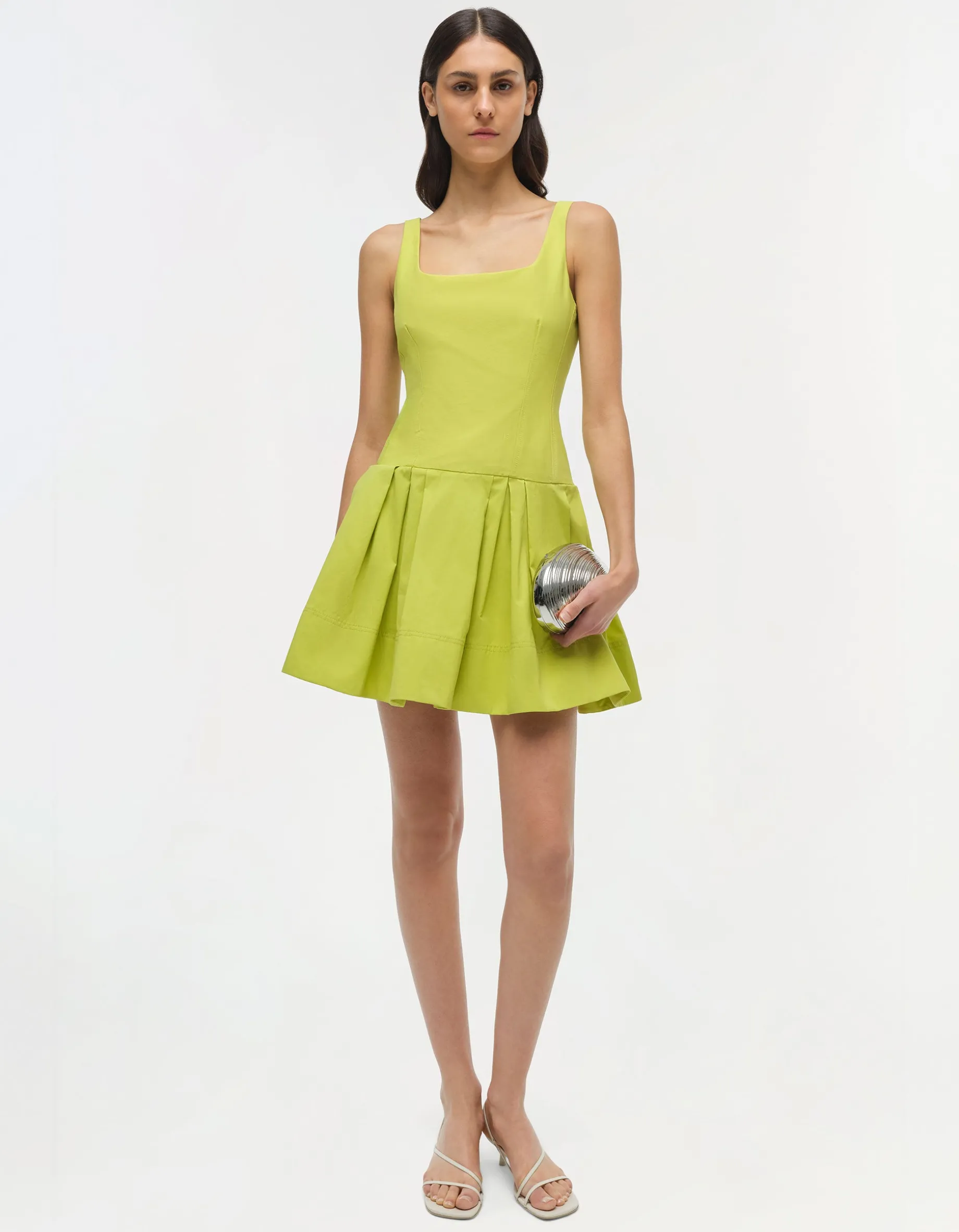 Ausgestelltes Mini-Kleid