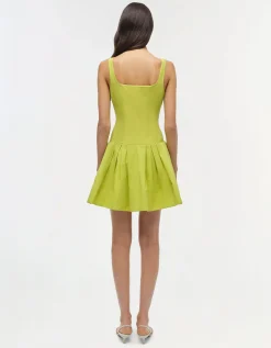 Ausgestelltes Mini-Kleid