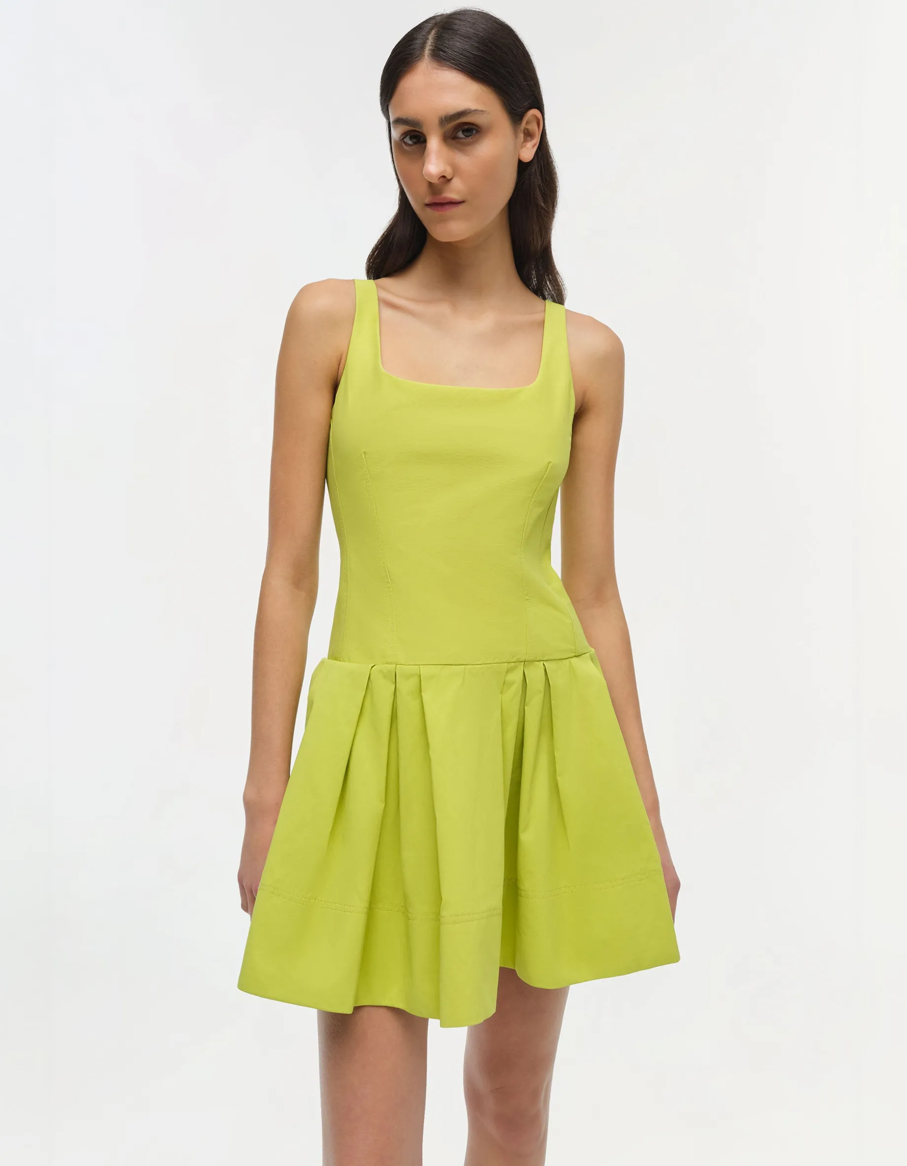Ausgestelltes Mini-Kleid