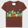 Bedrucktes T-Shirt