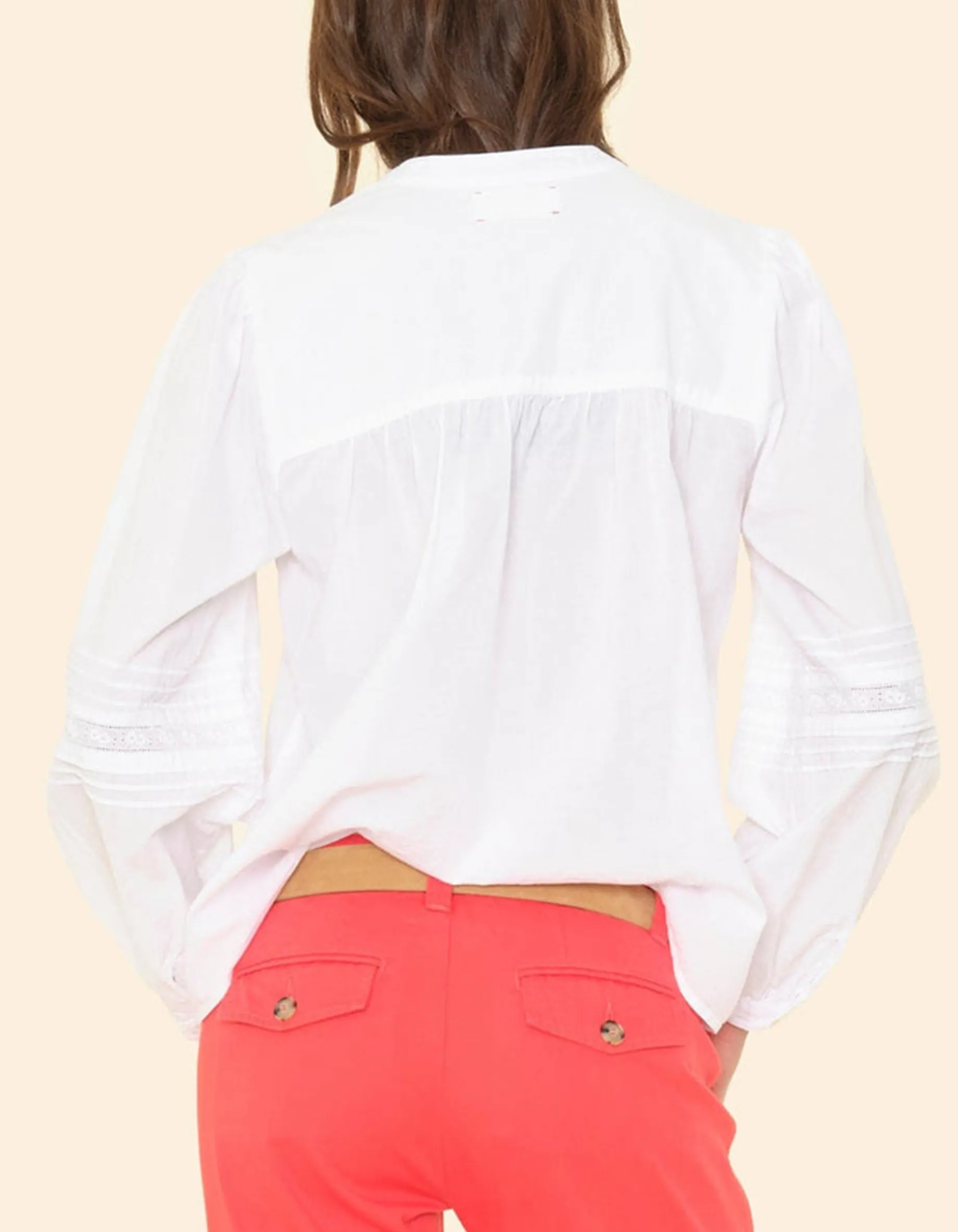 Bluse Laura mit Lochspitzen-Details