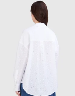 Bluse mit Lochstickerei