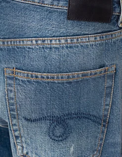 Boyfriend-Jeans mit asymmetrischem Bund