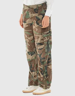 Cargo-Hose mit Camouflage-Musterung