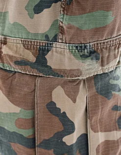 Cargo-Hose mit Camouflage-Musterung