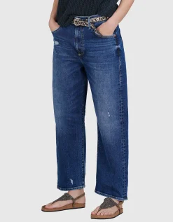 Destroyed Barrel-Leg Jeans