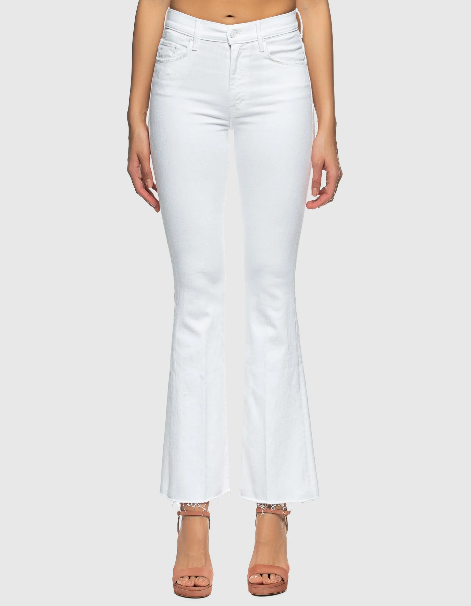 Flared-Leg Jeans mit offenem Saum