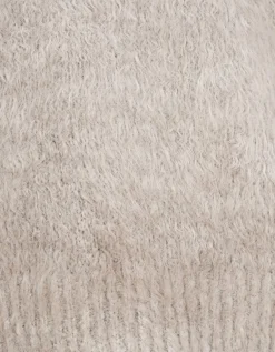 Fuzzy-Strickpullover