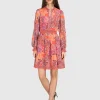 Gemustertes Kleid