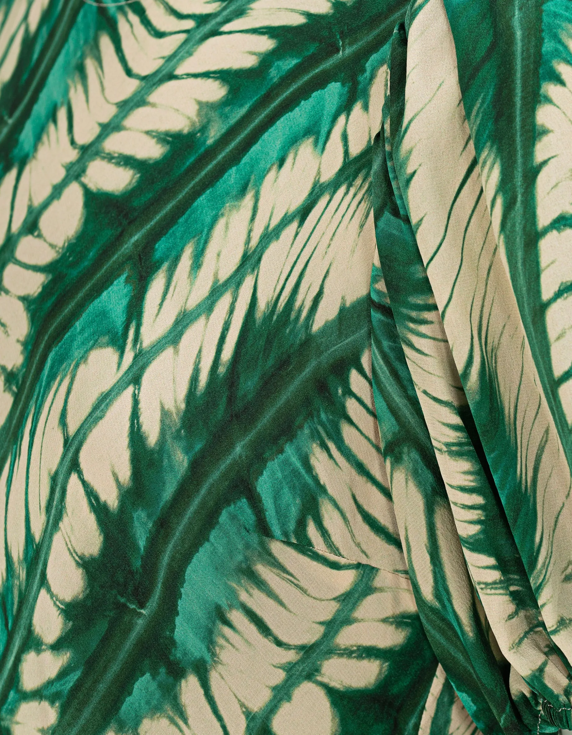 Gemustertes Midi Seiden Kleid