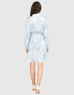 Gemustertes Mini Kleid mit Bindegürtel