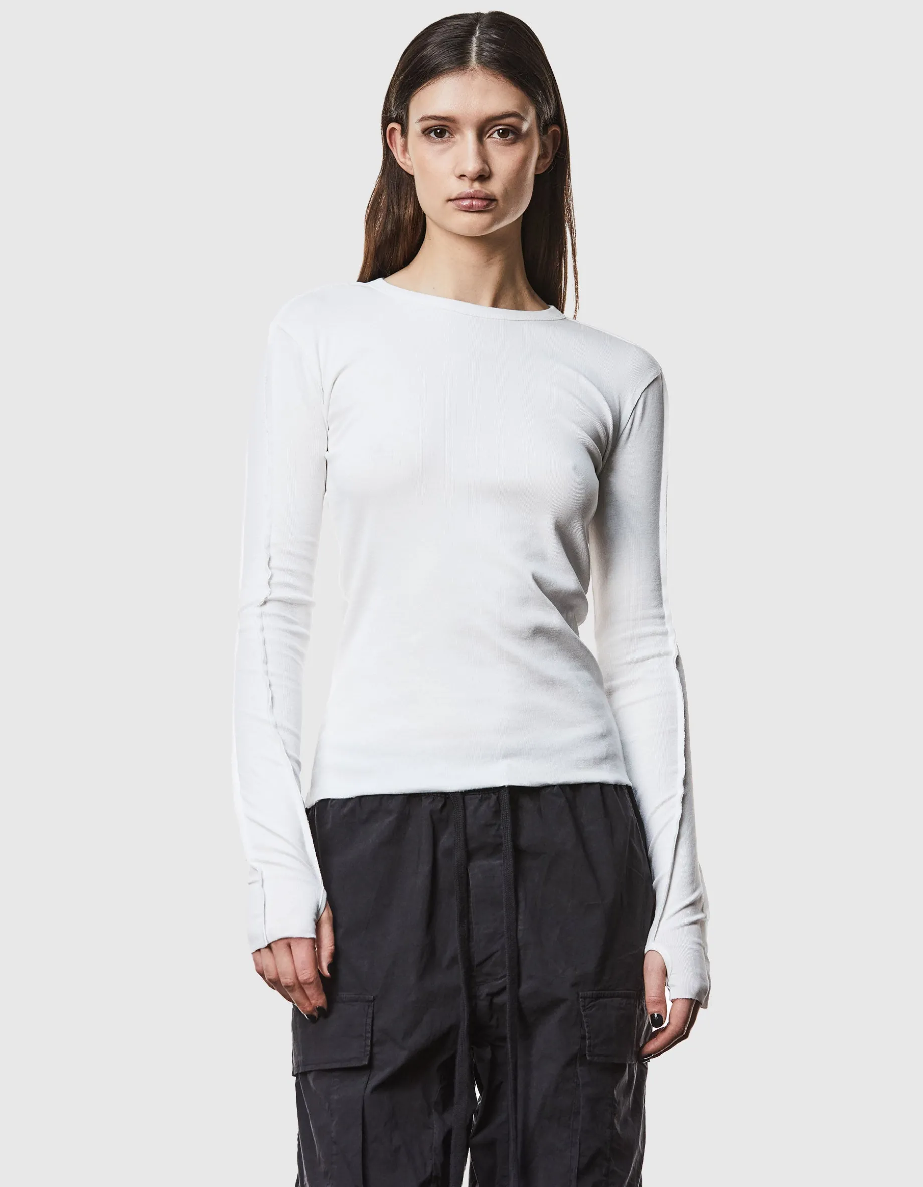 Geripptes Longsleeve mit Rundhalsausschnitt