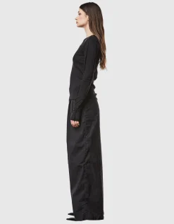 Geripptes Longsleeve mit Rundhalsausschnitt