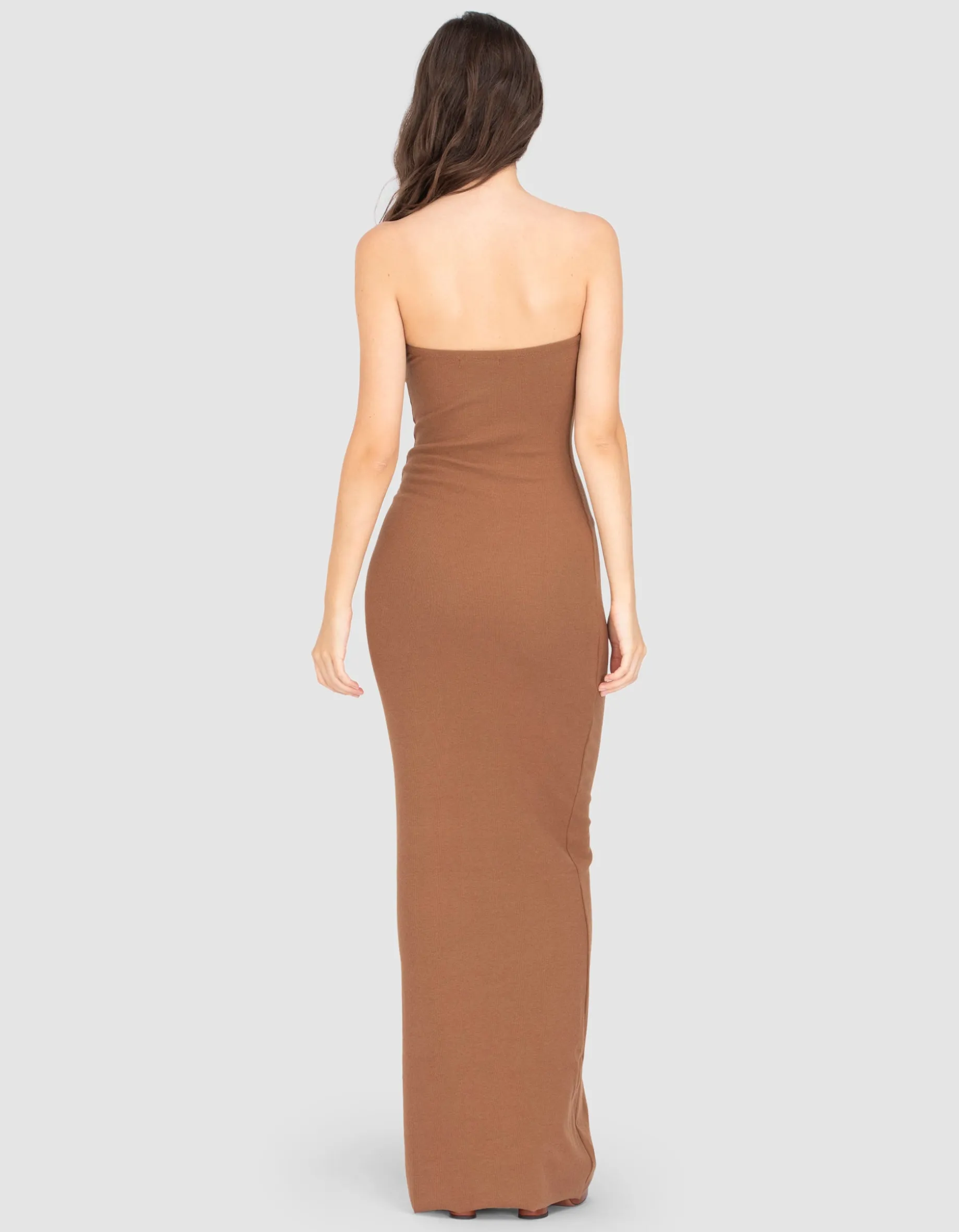 Geripptes Tube-Maxi-Kleid