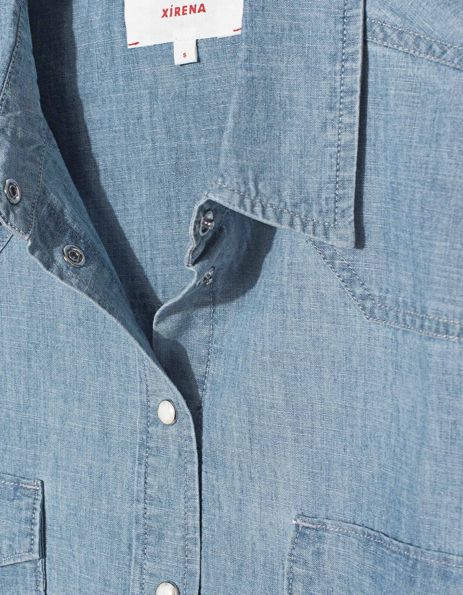 Jeans-Hemd Griffen mit aufgesetzten Brusttaschen
