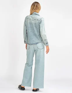 Jeanshemd mit Druckknöpfen