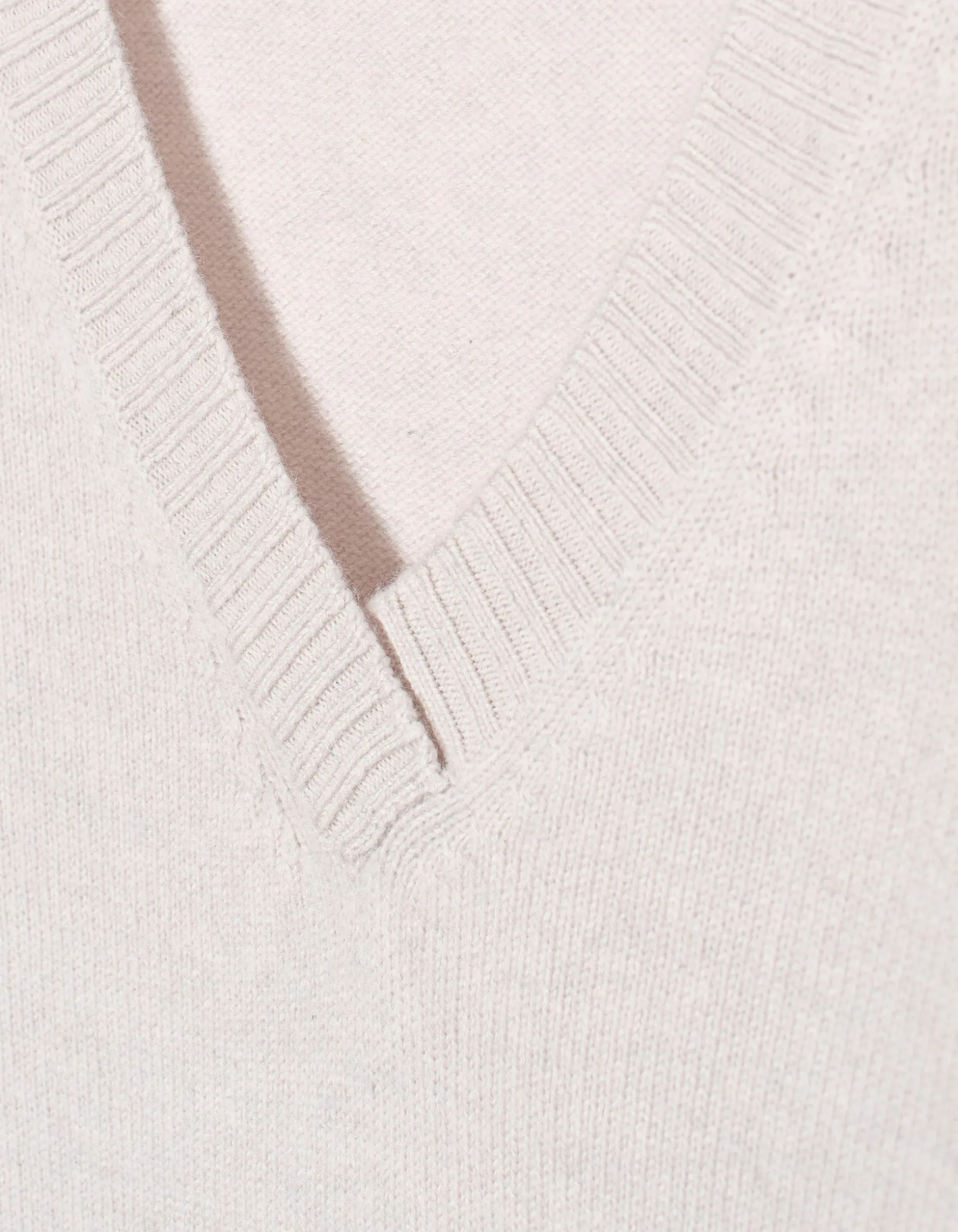 Kaschmir Pullover mit V-Ausschnitt