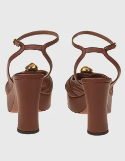 Leder-Heels Gleam mit dekorativer Metall-Verzierung
