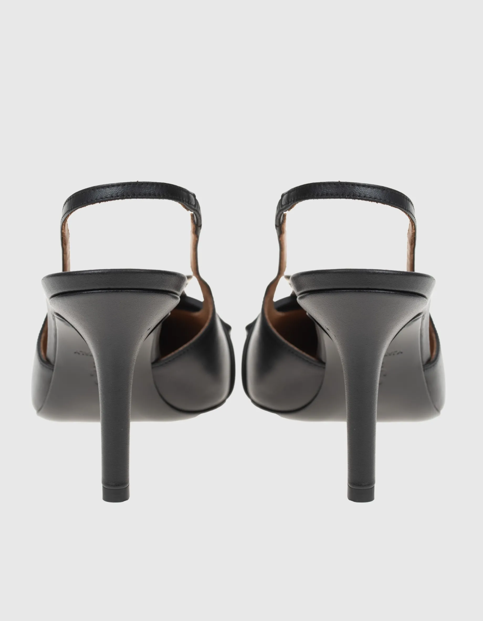 Leder-Slingback-Heels mit Ring-Detail