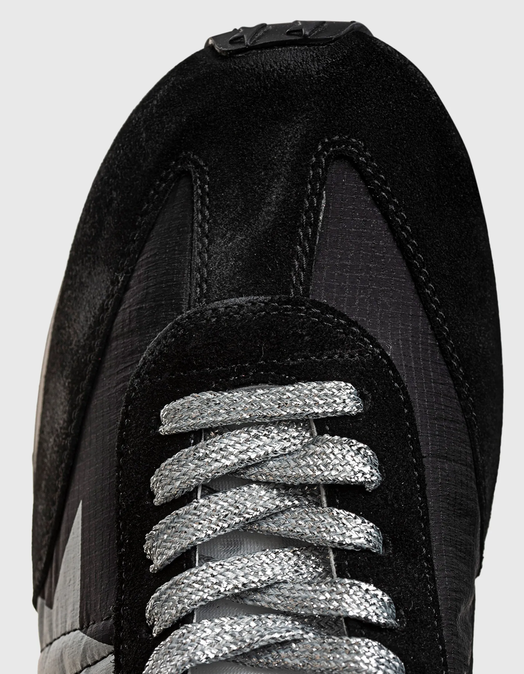 Leder-Sneaker mit Nylon-Details