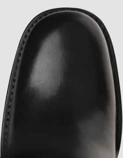 Leder-Stiefel im Biker-Stil
