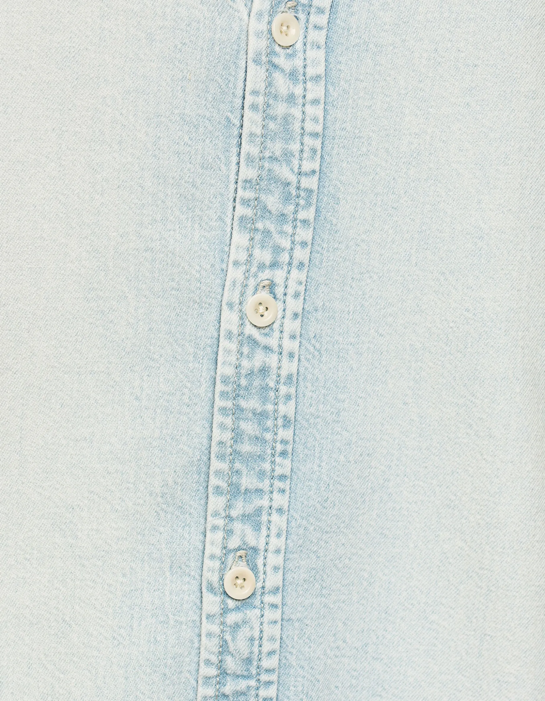Loose-Fit Jeanshemd im Washed-Out Look
