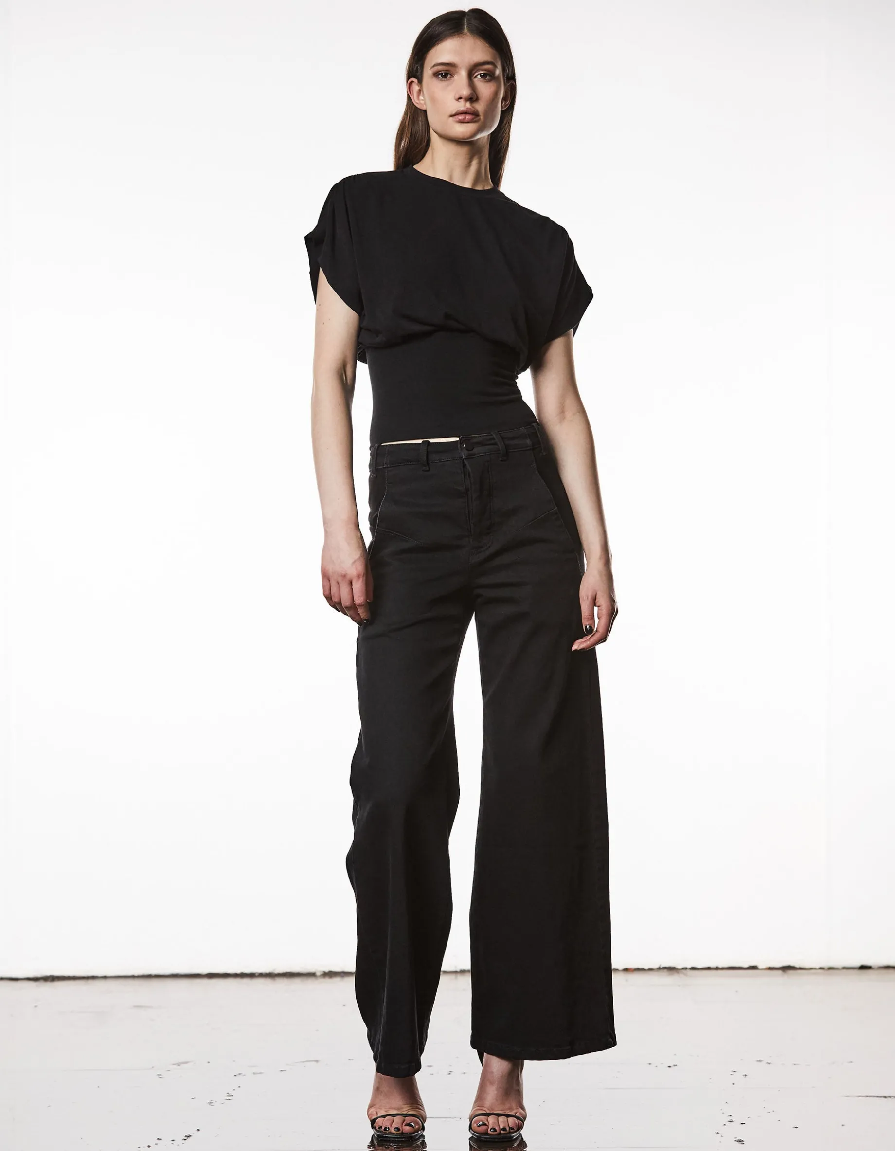 Loose-Fit T-Shirt mit elastischem Bund