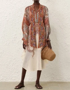 Midi-Kleid Rhiannon im Cape-Stil mit Bindegürtel