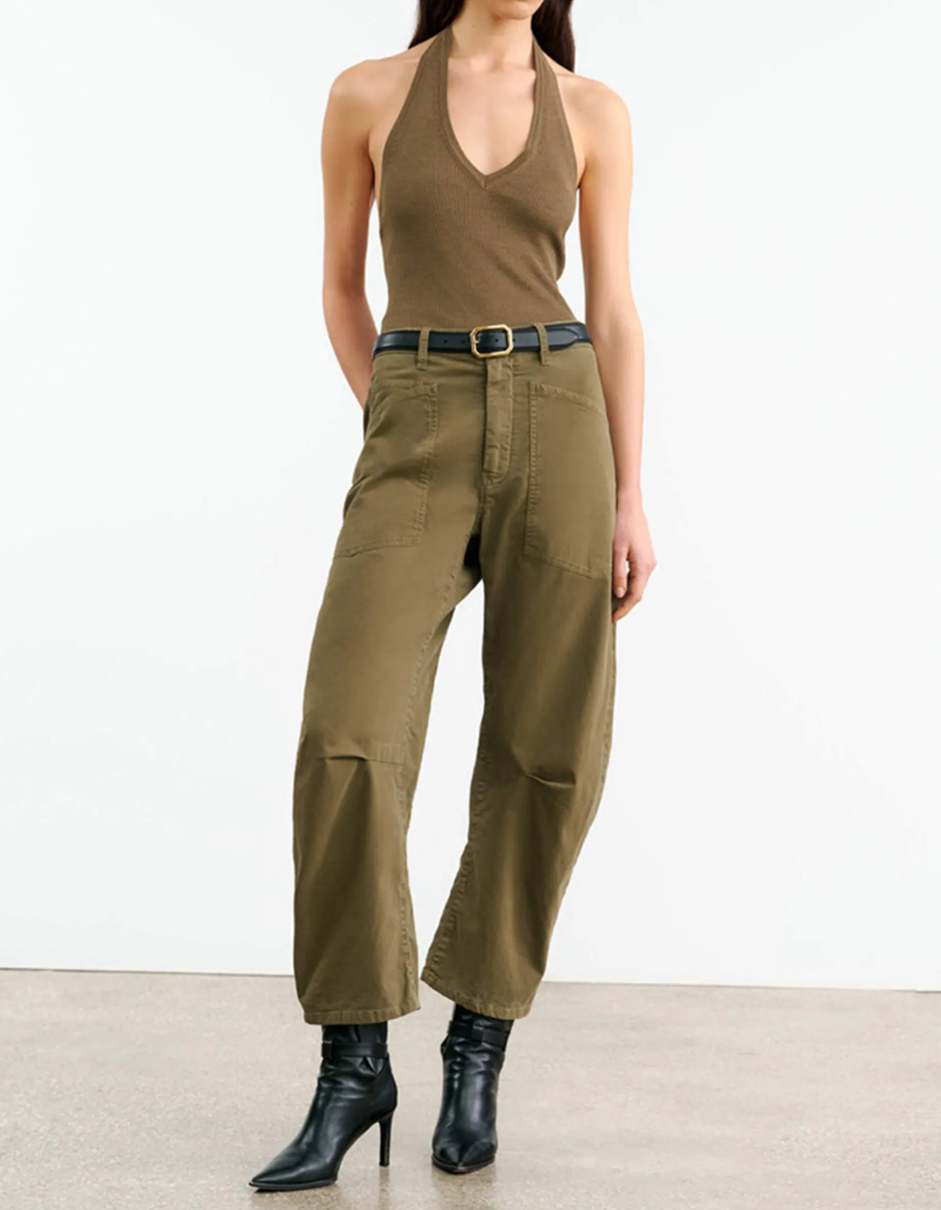 Mid-Rise Barrel-Leg Hose Shon