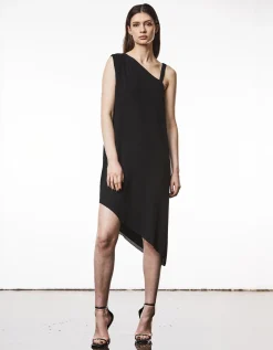 Off-Shoulder Kleid