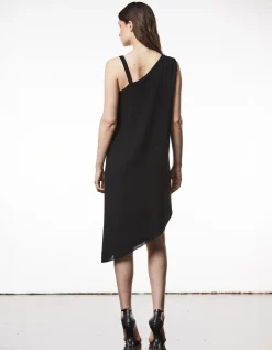 Off-Shoulder Kleid