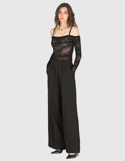 Off-Shoulder Longsleeve