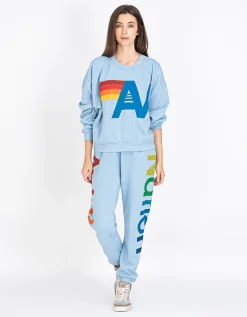 Oversize Sweatshirt mit Stickereien