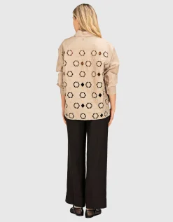 Oversize-Bluse mit Lochstickerei