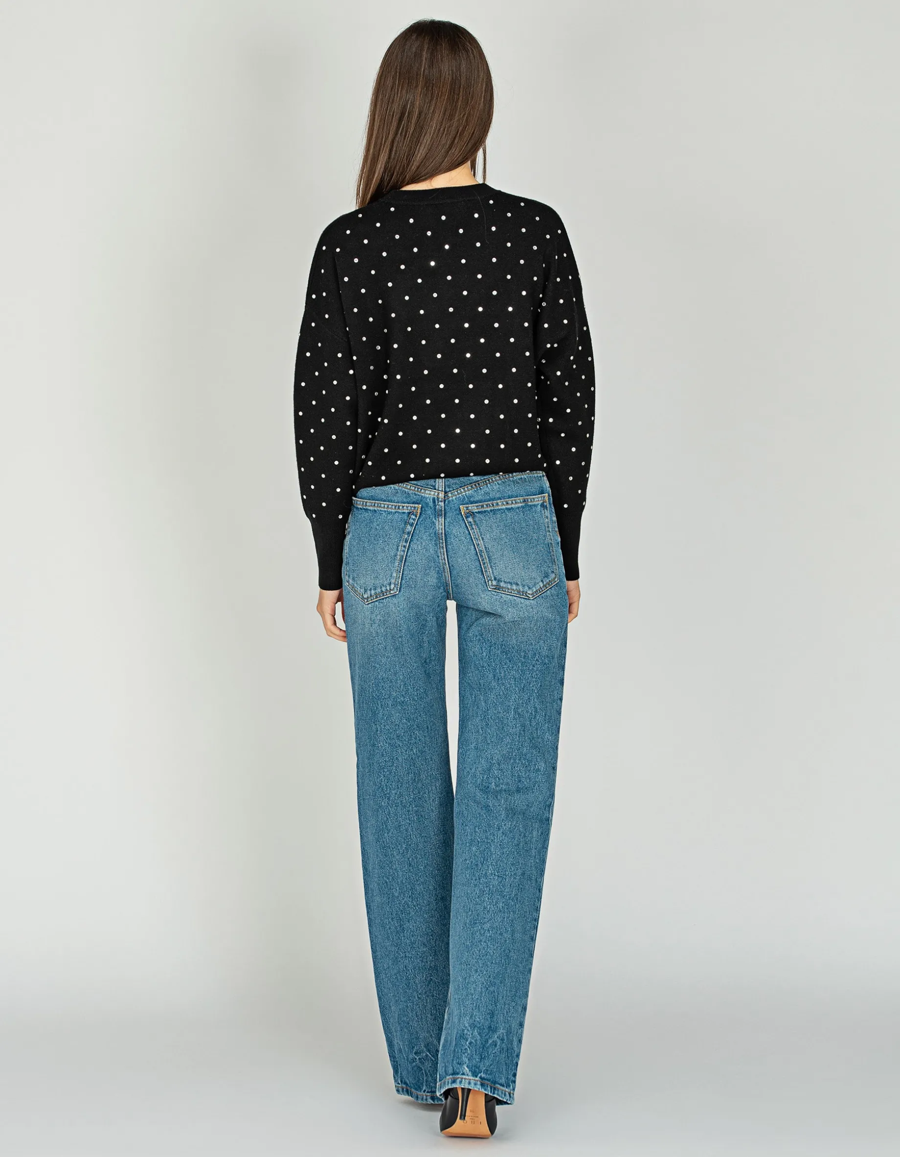 Oversize-Woll-Pullover mit Schmucksteinen