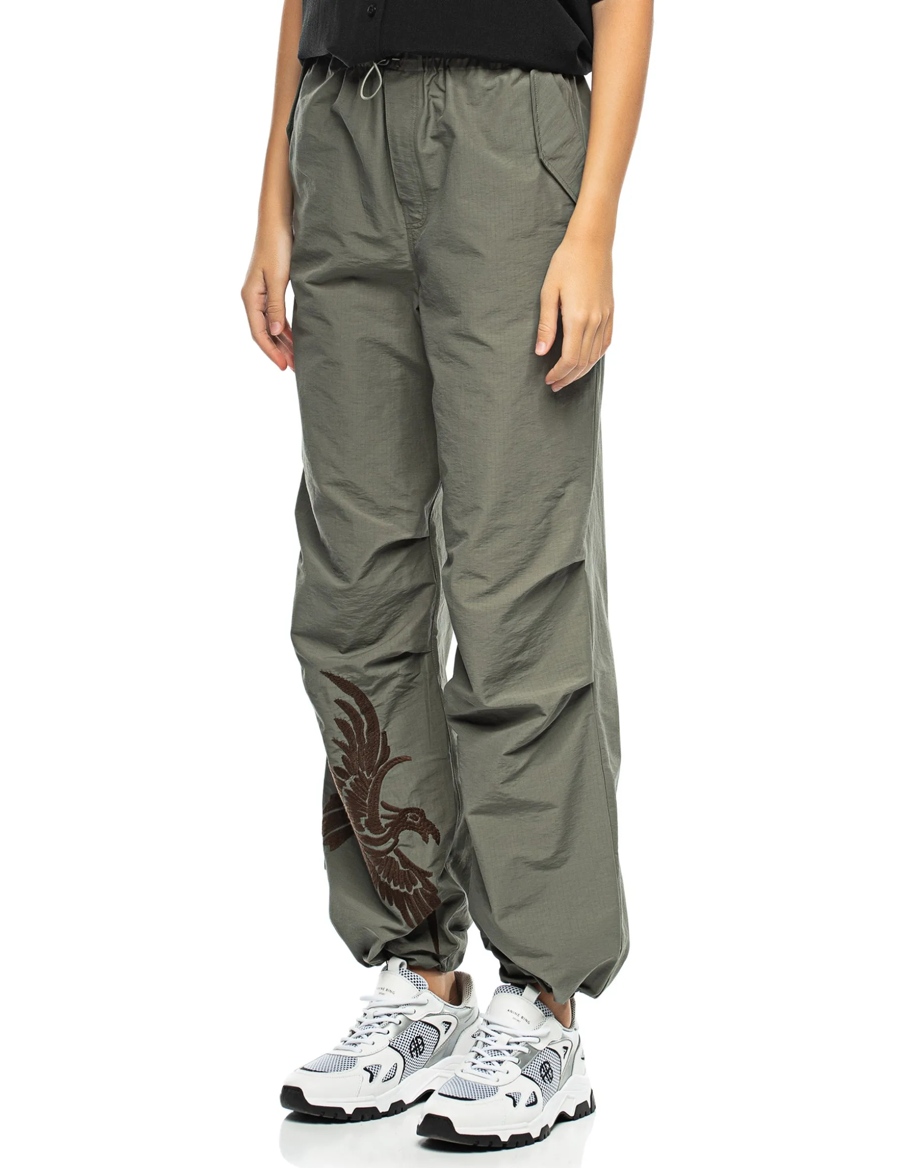 Parachute-Hose mit dekorativer Stickerei