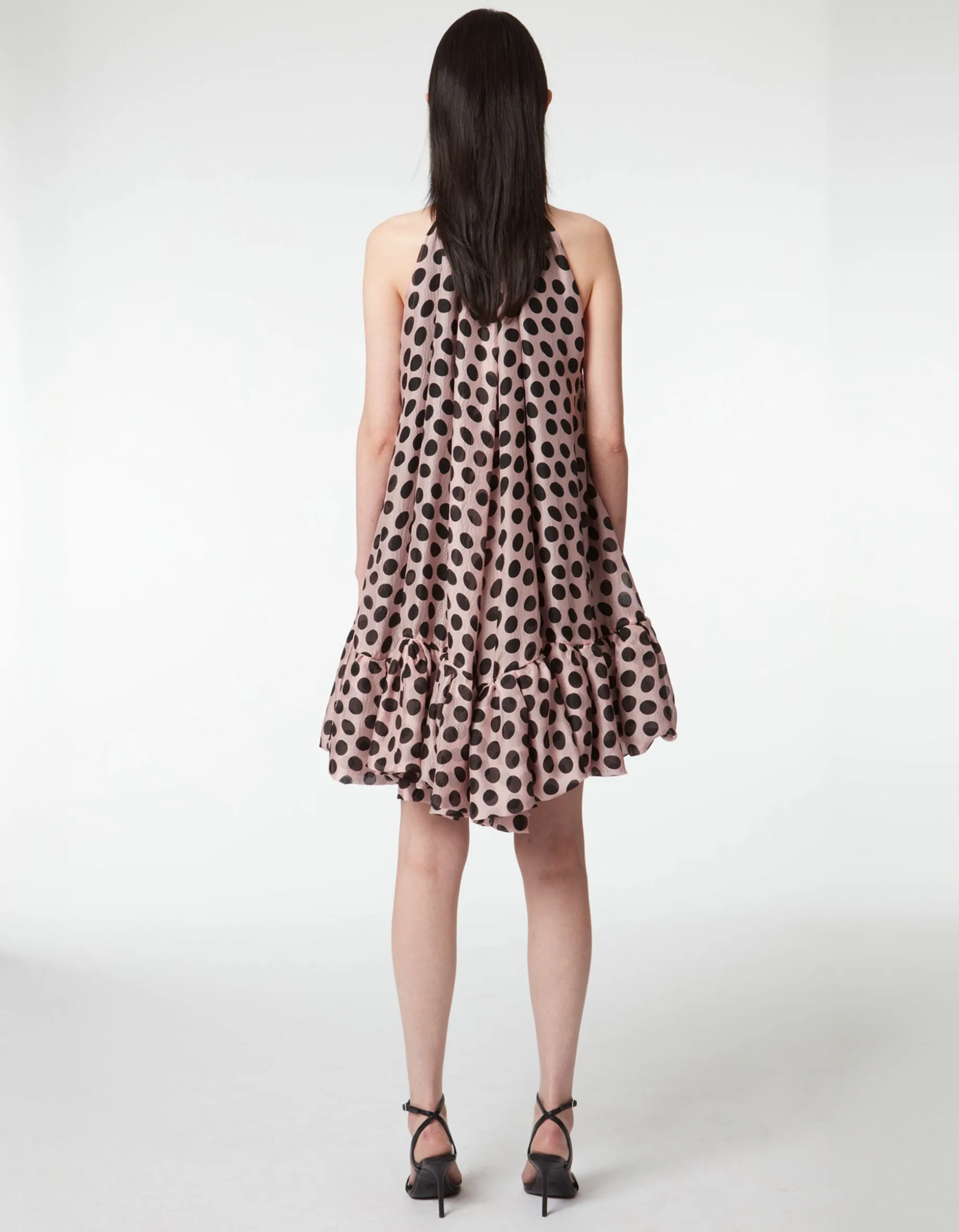 Seersucker-Seiden-Neckholder-Kleid mit Polka-Dots