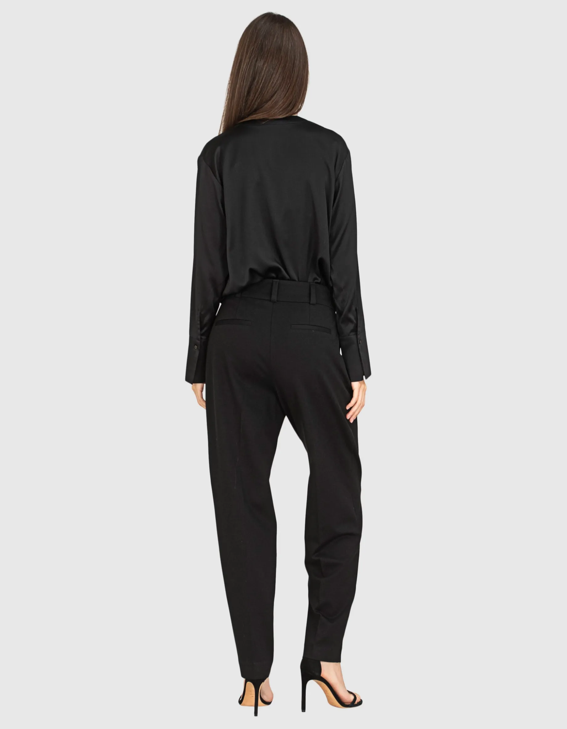 Seiden-Bluse Kihara mit V-Ausschnitt