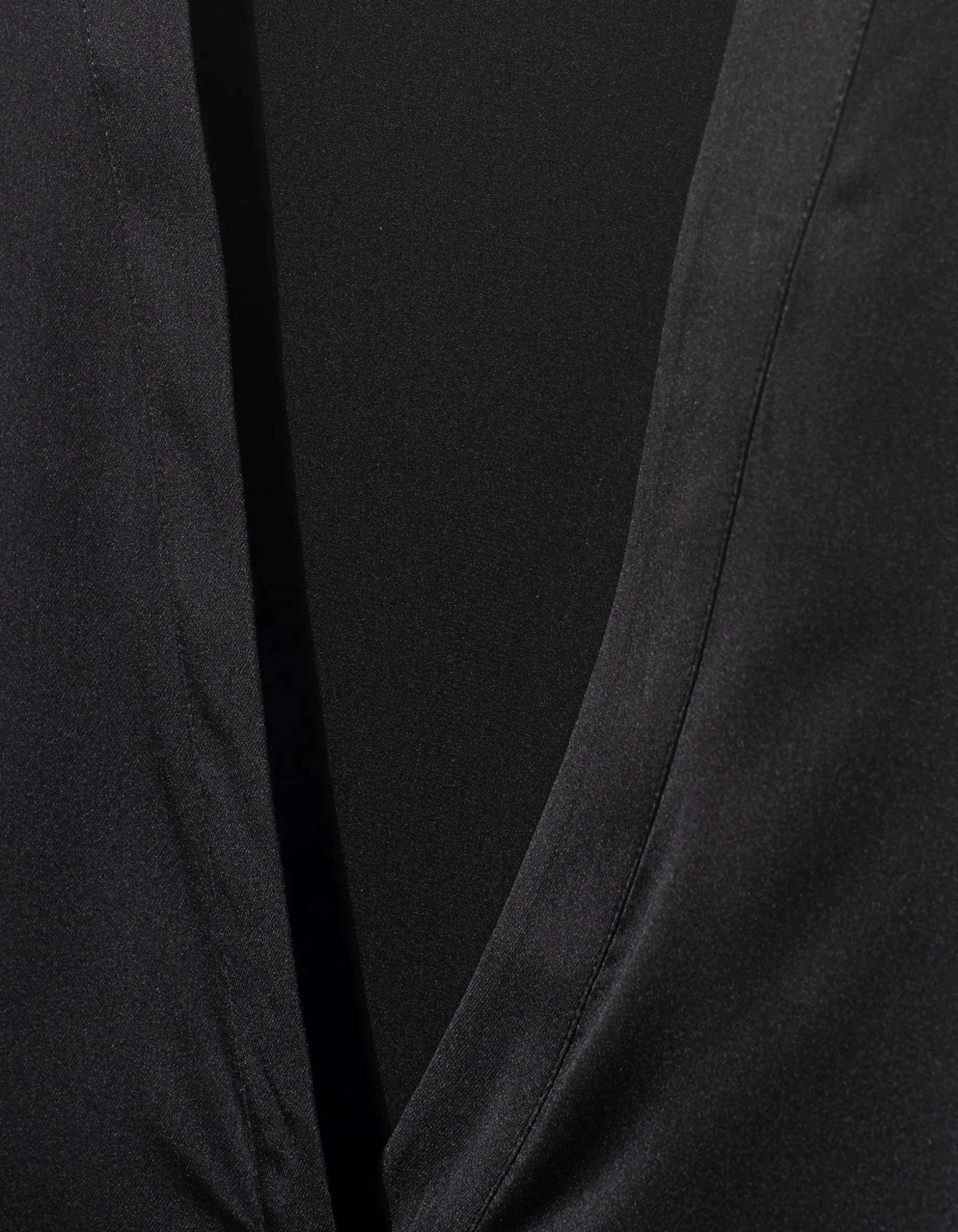 Seiden-Bluse Kihara mit V-Ausschnitt