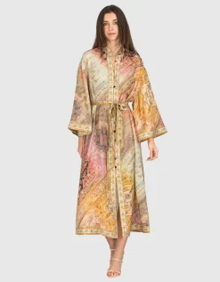 Seidenkleid mit Zierknöpfen Tallow und Bindegürtel