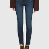 Skinny Jeans mit offenem Saum