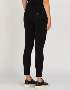 Slim-Fit Chino Hose