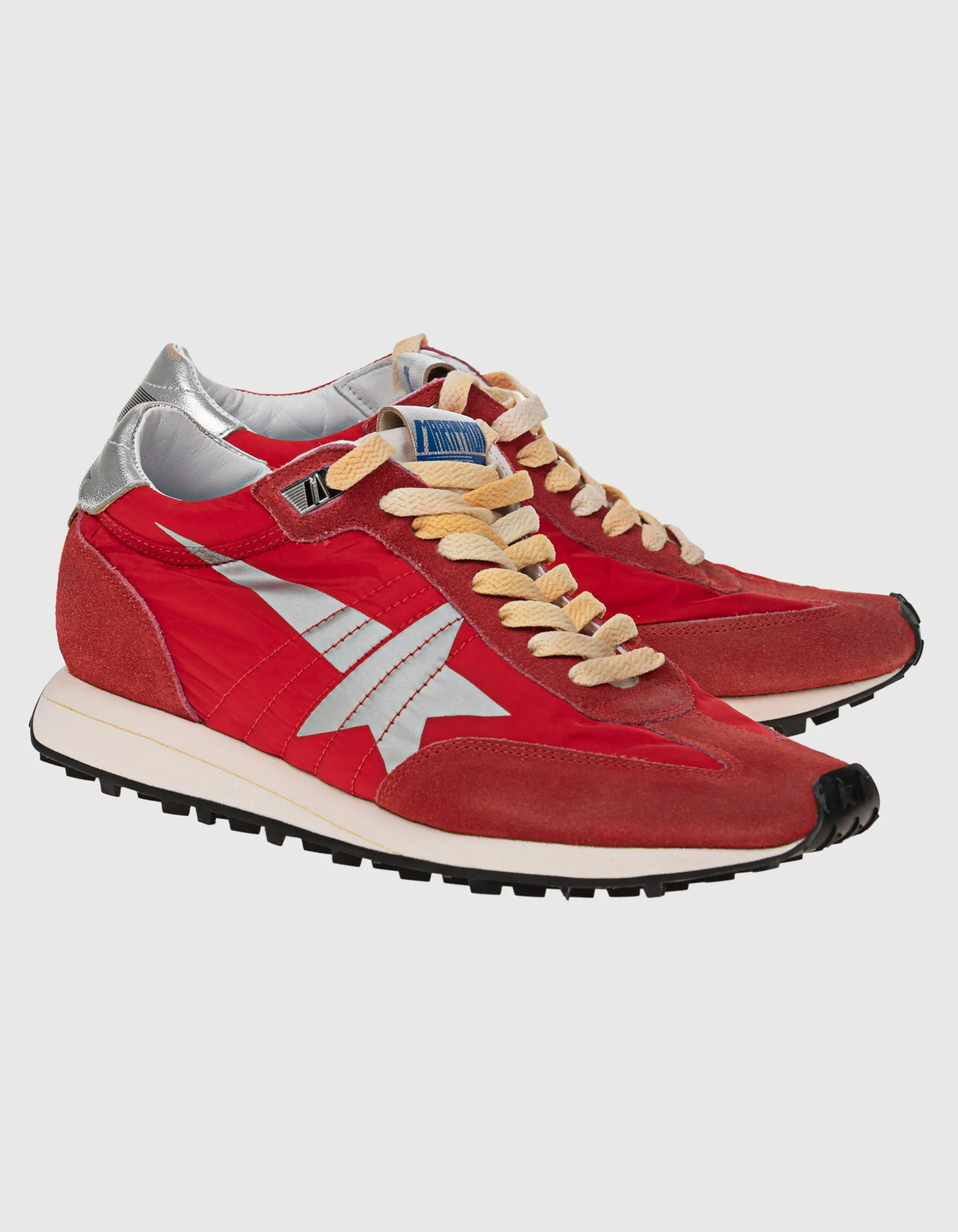 Sneaker mit Leder-Details