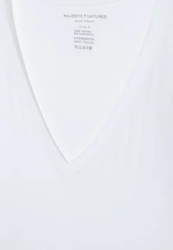 T-Shirt mit V-Ausschnitt