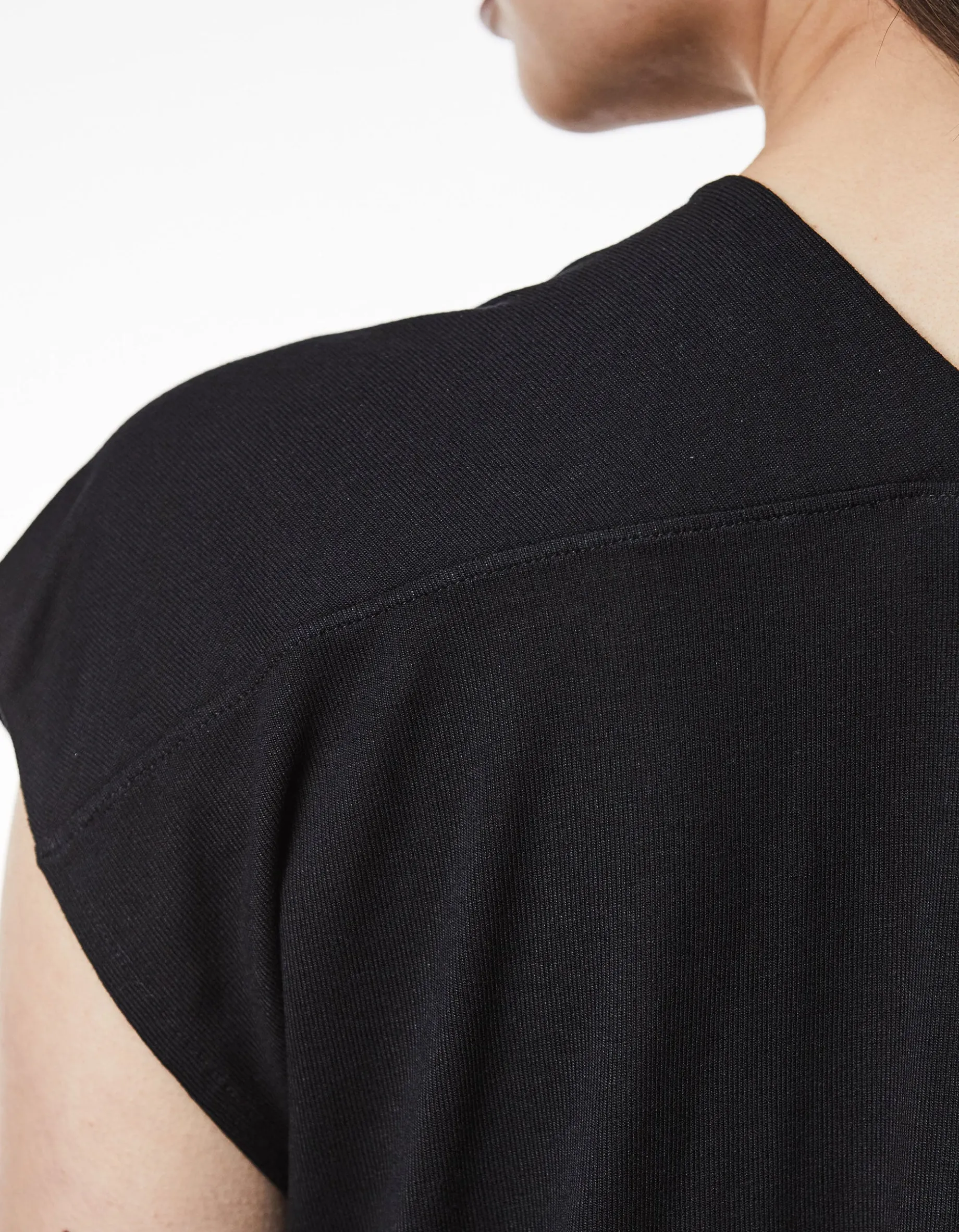 T-Shirt mit V-Ausschnitt