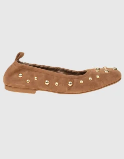 Veloursleder-Ballerinas mit Nieten