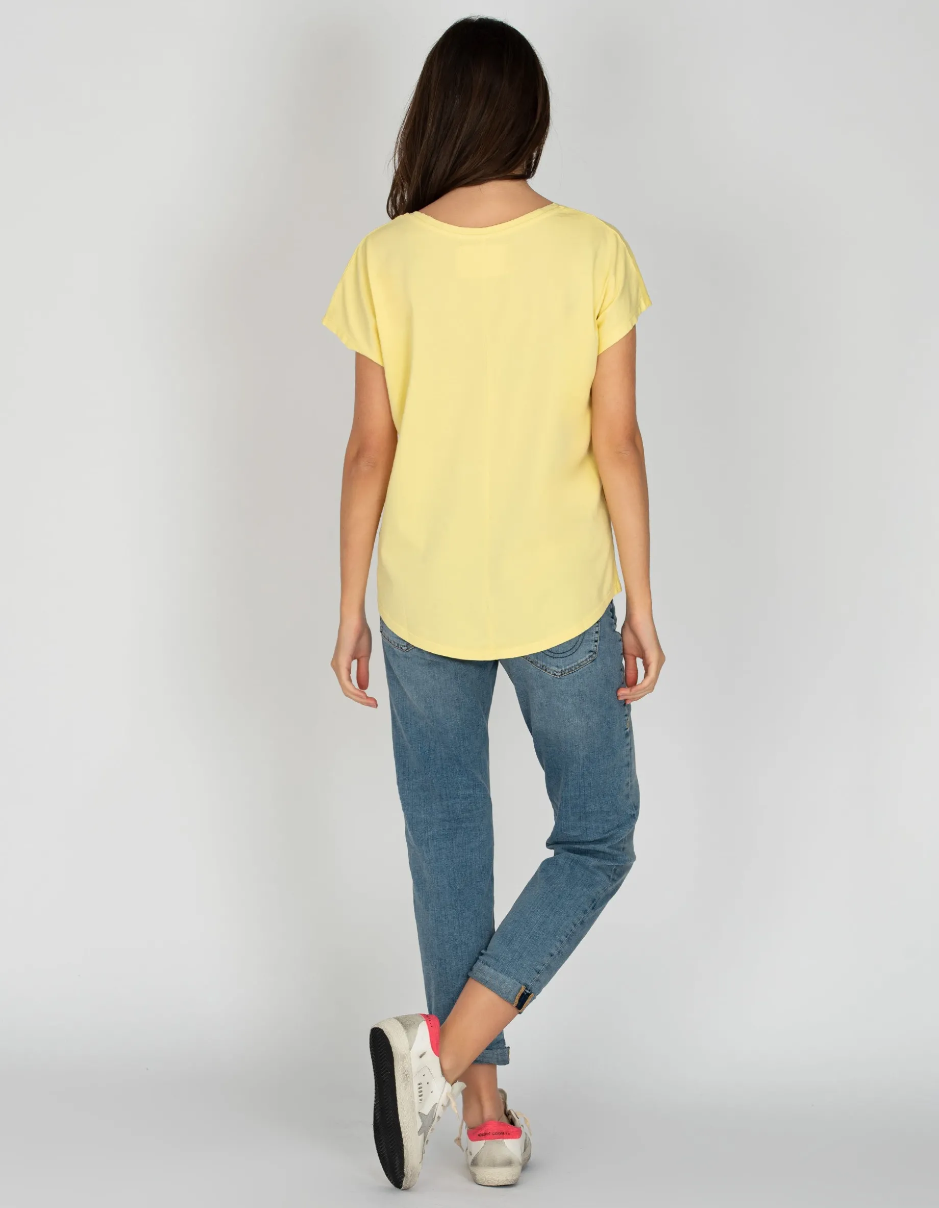 Washed-Out Boyfriend Jeans