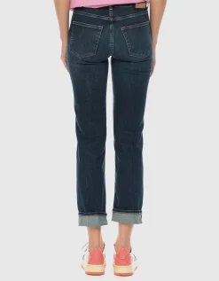 Washed-Out Girlfriend-Jeans