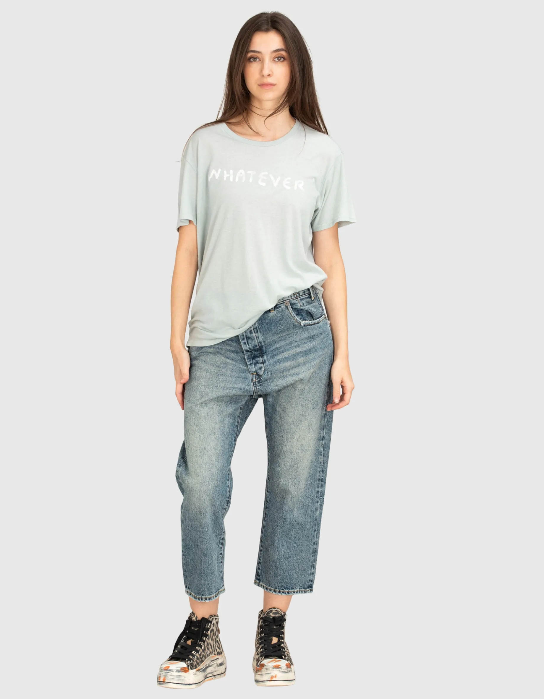 Washed-Out Jeans mit asymmetrischem Bund